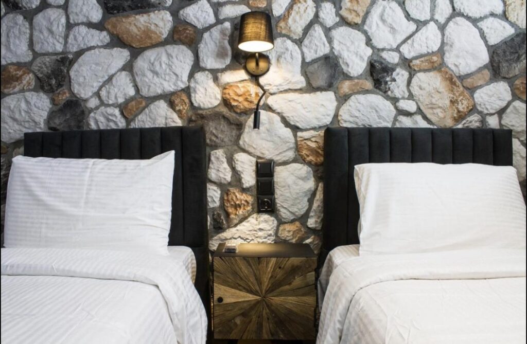 20220605 061106000 iOS